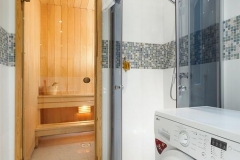 2 bedroom deluxe apartment with spa and sauna3